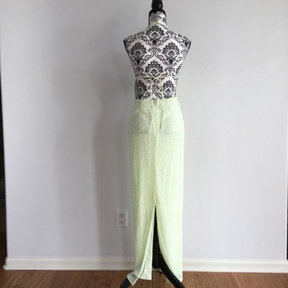 Morgan & Co Backless beaded formal gown - Picture 6 of 6